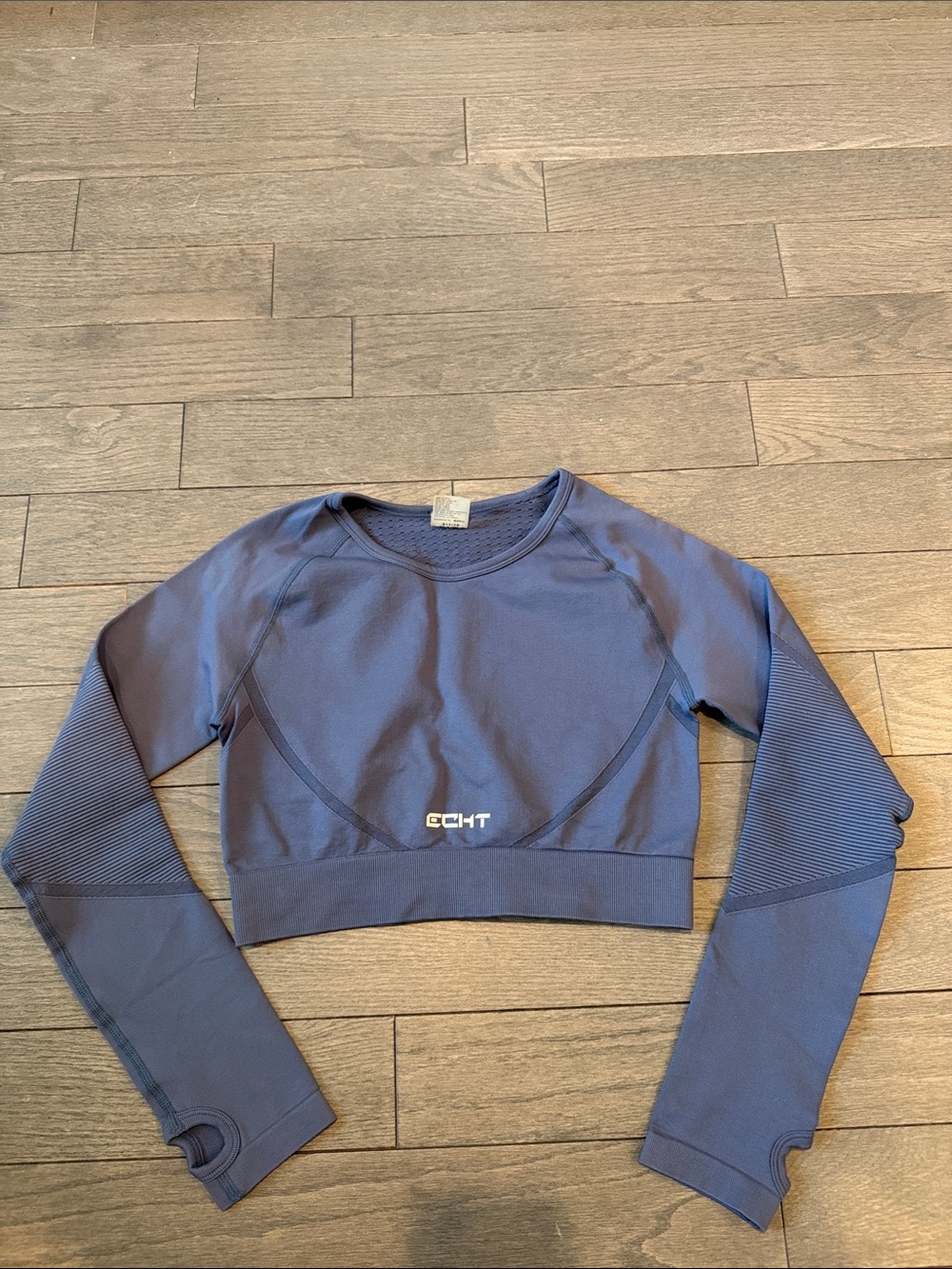 ECHT Navy Cropped Long-Sleeve Performance Top